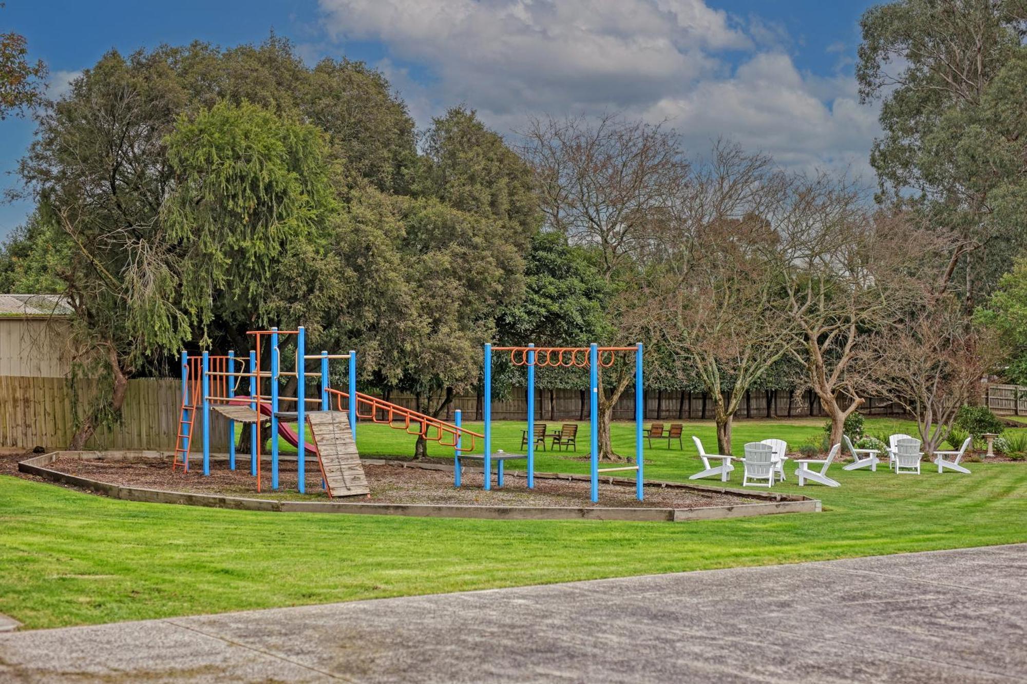 Healesville Motor Inn エクステリア 写真